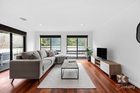 Property photo of 1 Tuileries Rise Narre Warren South VIC 3805