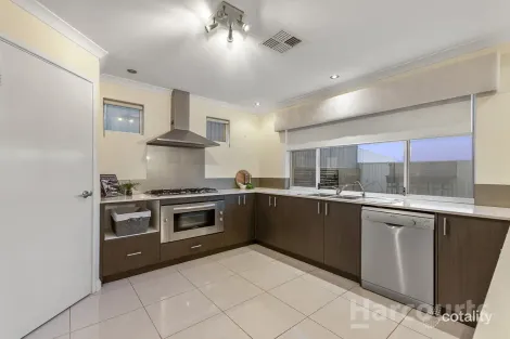 Property photo of 5 Draft Way Alkimos WA 6038
