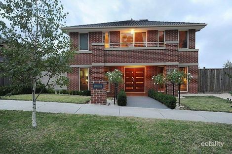 47 Valley Park Dr, Mooroolbark, VIC 3138