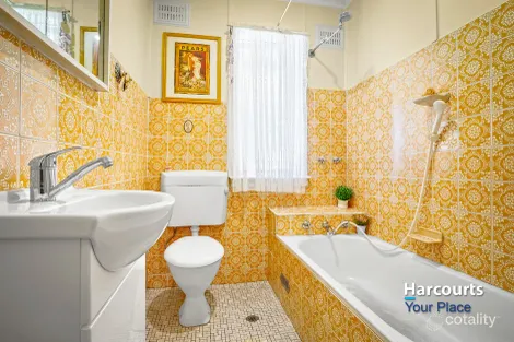 Property photo of 17 Moresby Crescent Whalan NSW 2770
