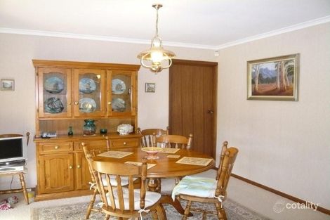 Property photo of 37 Kanimbla Crescent Craigmore SA 5114