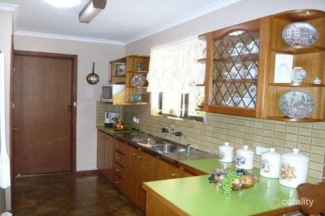 Property photo of 37 Kanimbla Crescent Craigmore SA 5114
