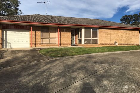 Property photo of 2/4 Westmoreland Road Minto NSW 2566
