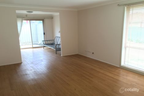 Property photo of 2/4 Westmoreland Road Minto NSW 2566