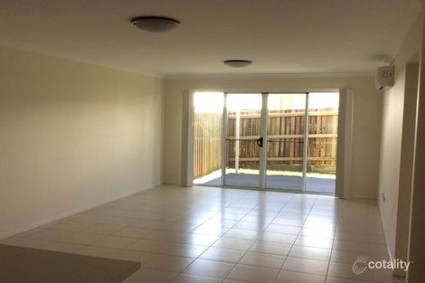 Property photo of 2/10 Alexander Avenue Highfields QLD 4352