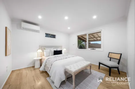 Property photo of 5 Kiewa Court Werribee VIC 3030