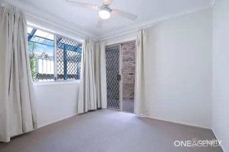 Property photo of 2/102 Morris Road Rothwell QLD 4022