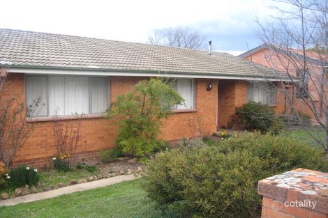 32 Castlereagh Cres, Macquarie, ACT 2614