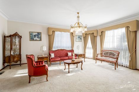 Property photo of 13 Capri Crescent Avondale Heights VIC 3034