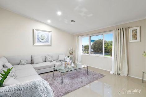 Property photo of 24 Maltravers Crescent Cranbourne North VIC 3977