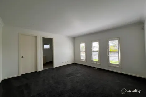 Property photo of 11 Davey Avenue Dromana VIC 3936