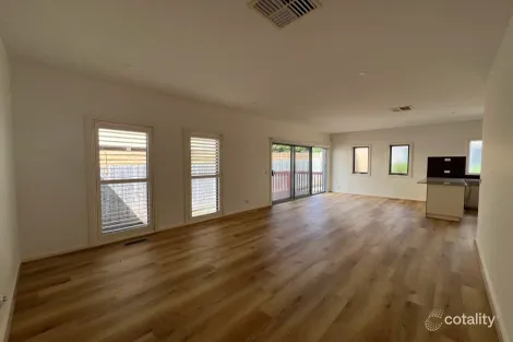 Property photo of 11 Davey Avenue Dromana VIC 3936