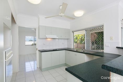 Property photo of 6 Cambanora Place Mooroobool QLD 4870