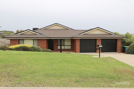 55 Yarrawah Cres, Bourkelands, NSW 2650