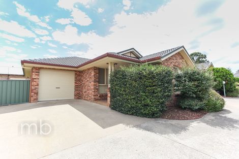 Property photo of 2/130-132 Woodward Street Orange NSW 2800