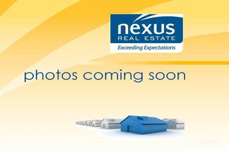 4 Castleroy Pl, Connolly, WA 6027