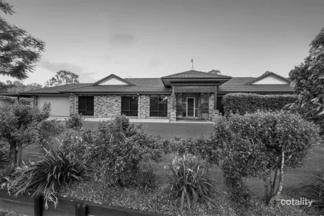 Property photo of 89 Cabernet Crescent Pine Mountain QLD 4306
