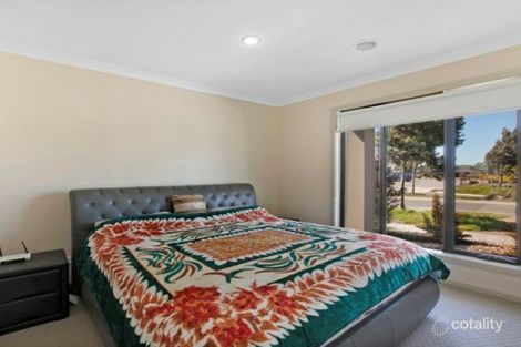 Property photo of 1 Northside Drive Wollert VIC 3750