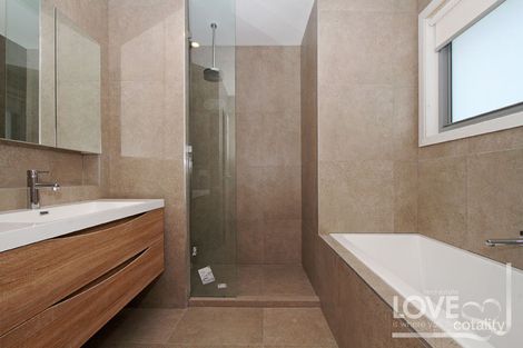 Property photo of 2/9 Mihil Street Preston VIC 3072