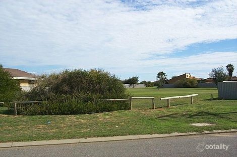 4 Dordrecht Pl, Mahomets Flats, WA 6530