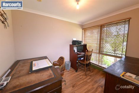 Property photo of 32 Fairway Circle Connolly WA 6027