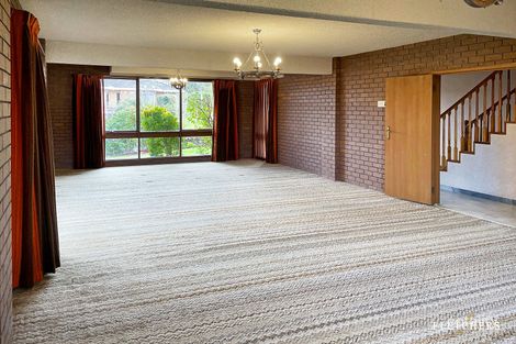 Property photo of 21 Rocklea Road Bulleen VIC 3105