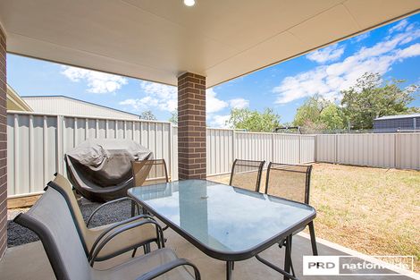 Property photo of 27 Mawson Close Westdale NSW 2340