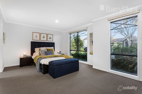 Property photo of 6 Clocktower Court Berwick VIC 3806