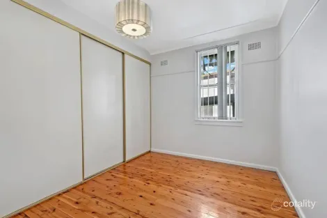 Property photo of 22 Rowley Street Seven Hills NSW 2147