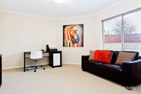 Property photo of 148 Ravenscar Street Doubleview WA 6018
