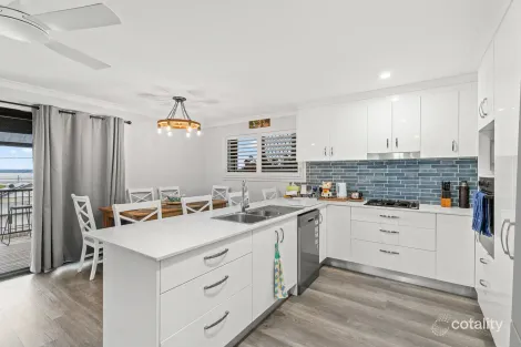 Property photo of 39 Petrel Avenue River Heads QLD 4655