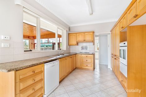 Property photo of 14 Beach Road Hampton VIC 3188