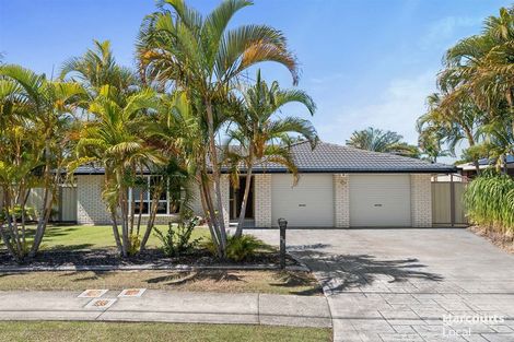 32 Peverell St, Hillcrest, QLD 4118