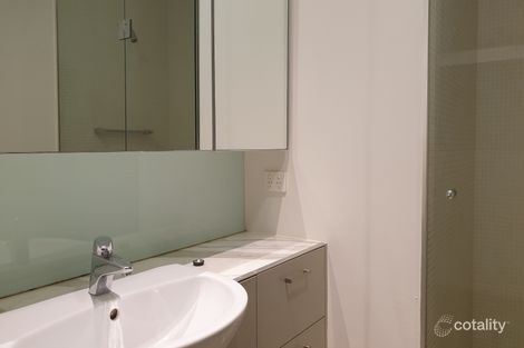 212/30 Newquay Prom, Docklands, VIC 3008