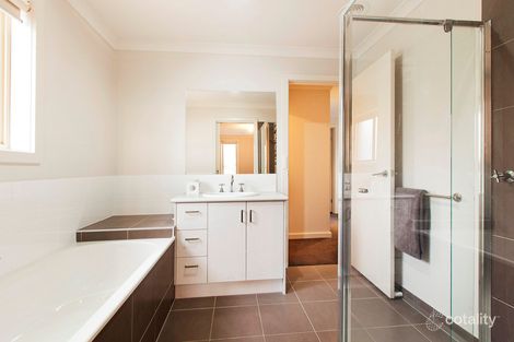 Property photo of 10 Newhaven Close Mount Pleasant VIC 3350