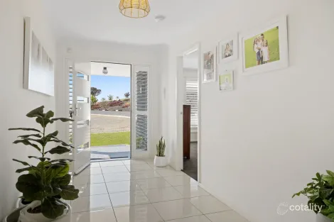 Property photo of 28 Chalker Ridge Run-O-Waters NSW 2580