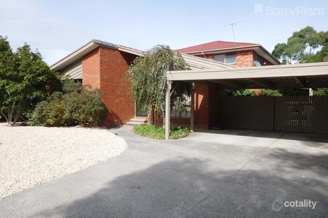 Property photo of 56 Willslie Crescent Berwick VIC 3806