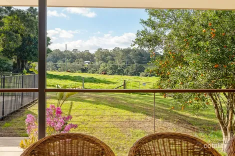 Property photo of 7 Don Lee Close Armstrong Creek QLD 4520