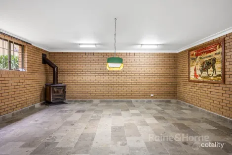 Property photo of 75 Brook Street Sunbury VIC 3429