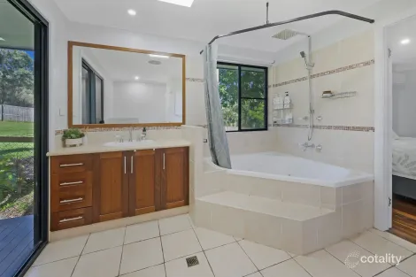 Property photo of 124 Haliday Bay Road Haliday Bay QLD 4740