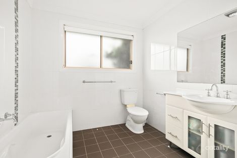 Property photo of 2/21 Deakin Street Oak Flats NSW 2529
