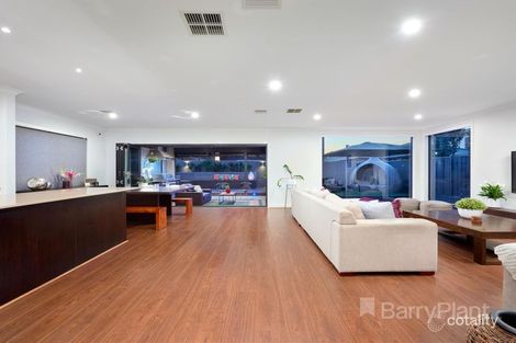 Property photo of 122 Stanley Road Keysborough VIC 3173