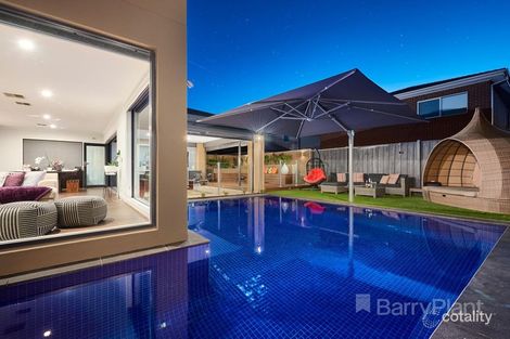 Property photo of 122 Stanley Road Keysborough VIC 3173