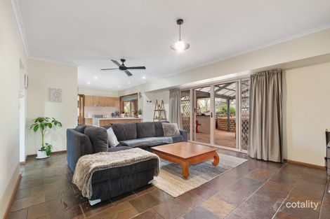 Property photo of 7 Waller Drive Clare SA 5453