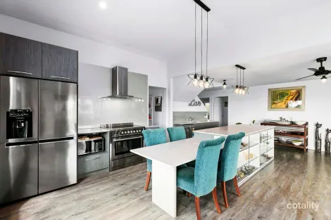 Property photo of 2 Joycelyn Terrace River Heads QLD 4655