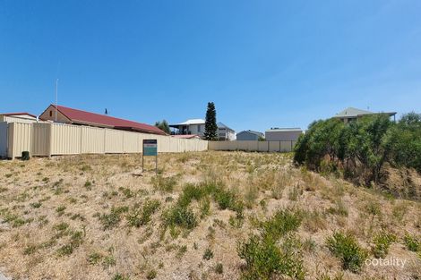 Property photo of 4 Lucraft Loop Ledge Point WA 6043