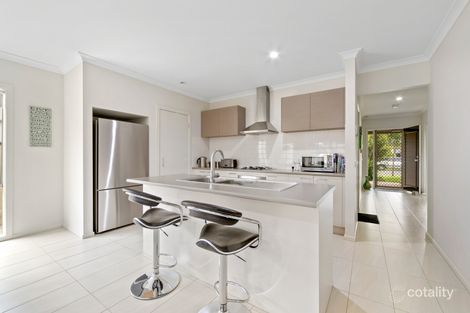 Property photo of 16 Warrego Circuit Sandhurst VIC 3977
