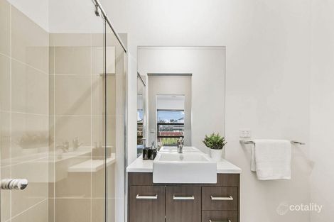 Property photo of 1/28 Tony Drive Truganina VIC 3029