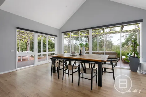 Property photo of 48 Mather Road Mount Eliza VIC 3930