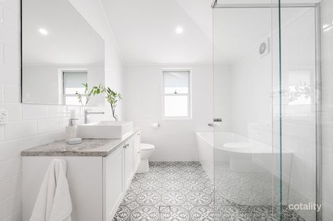 Property photo of 47 Madgwick Street Wynnum QLD 4178